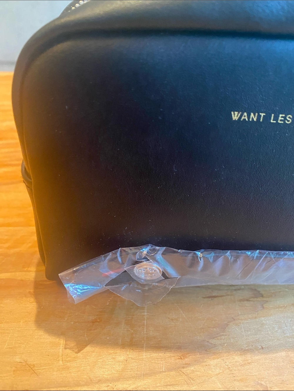 WANT Les Essentials x Air Canada Collab Dopp Kit (empty) - Picture 3 of 7